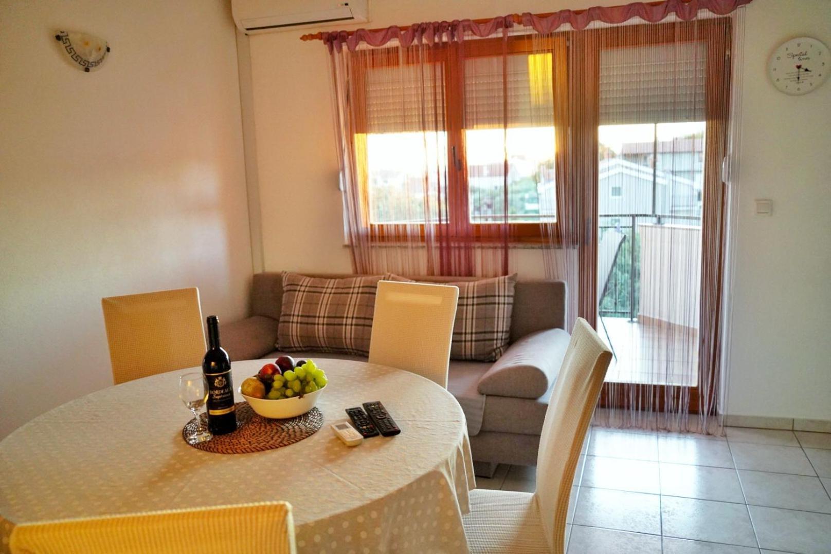 Apartament Jukic 스베티필립아이자코브 외부 사진